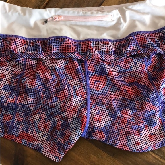 Lululemon athletica speed shorts 10 - Picture 3 of 8